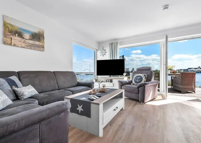 Am Yachthafen Olpenitz